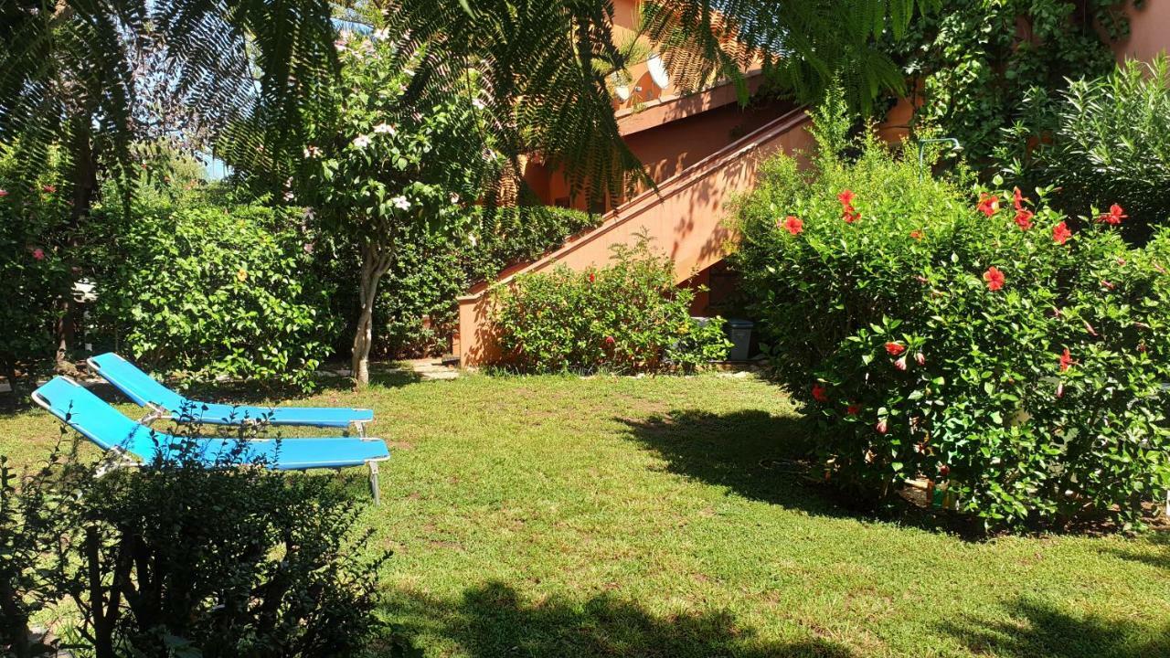 Myricae - una terrazza a due passi dal mare Villa Costa Rei Esterno foto