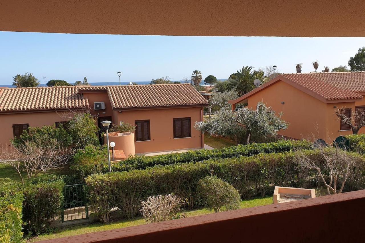 Myricae - una terrazza a due passi dal mare Villa Costa Rei Esterno foto